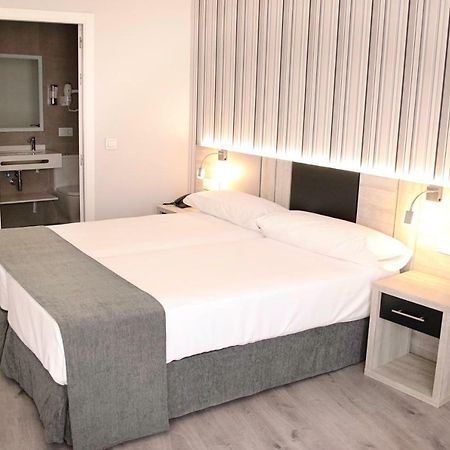 Parque Florida Hotel Ciudad-Rodrigo Екстериор снимка