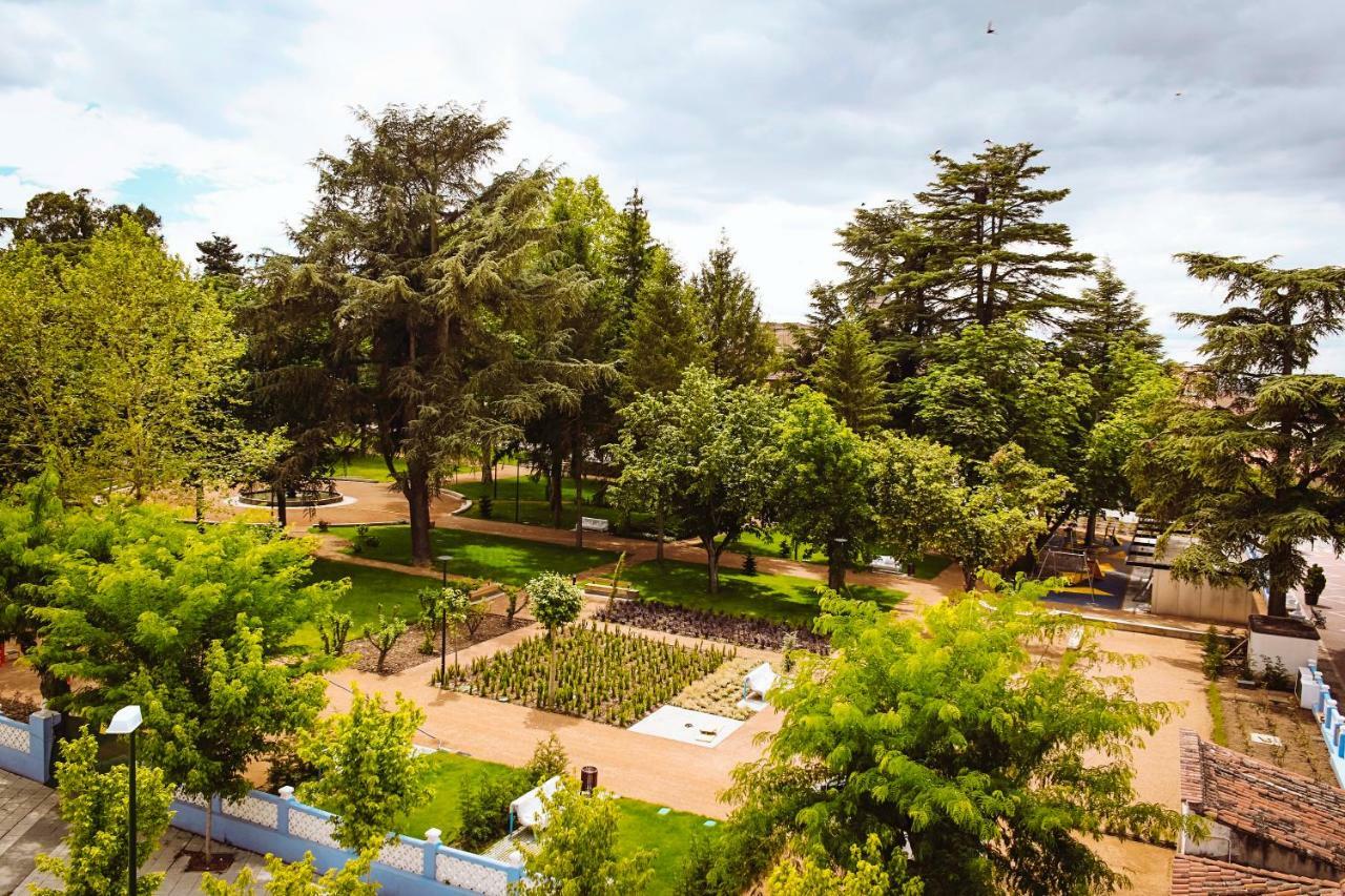 Parque Florida Hotel Ciudad-Rodrigo Екстериор снимка