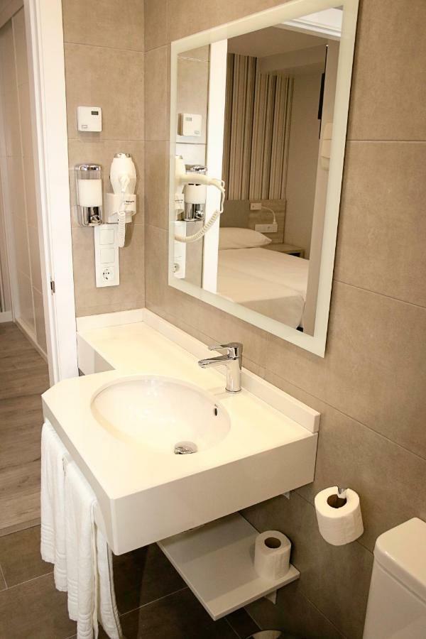 Parque Florida Hotel Ciudad-Rodrigo Екстериор снимка